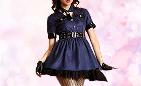 婦人警官スカート